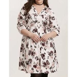 Torrid 0 Size XL White Long-Sleeve Button Down Floral Collared A-line Mini Dress